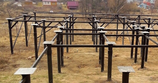 Свайный фундамент под ключ цена с установкой в Железногорске от 520 рублей/м2| установка свайного фундамента под дом под ключ недорого